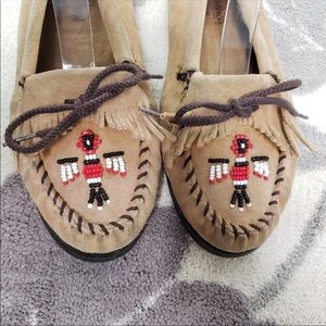 Minnetonka Thunderbird Beaded Leather Moccasins